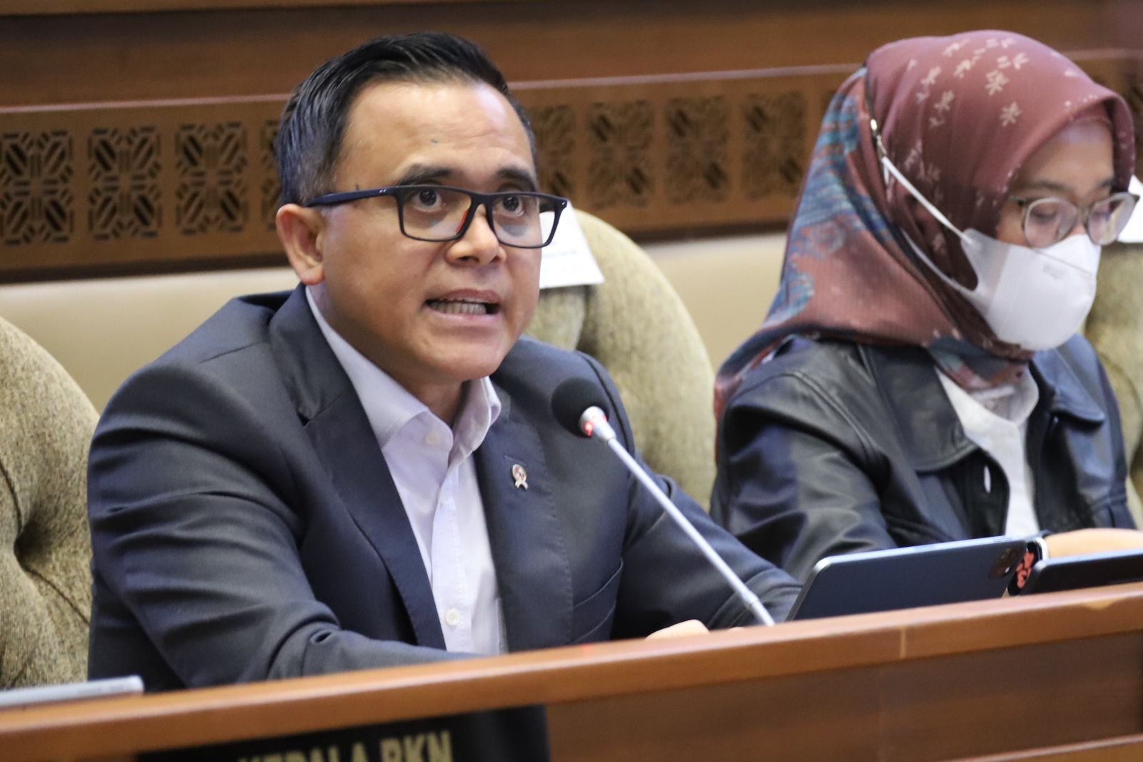 Akan Diatur di PP, Menteri PANRB: ASN Pria Dapat “Cuti Ayah” saat Istri Melahirkan